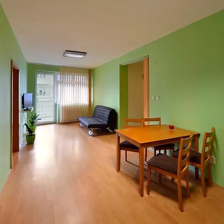 Apartment Ambiente Serviced - Castle
