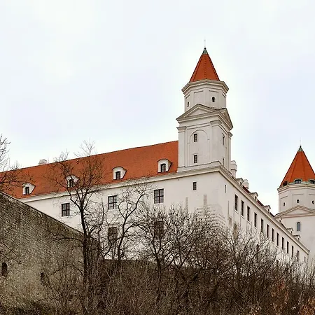 Ambiente Serviced - Castle Apartment Bratislava