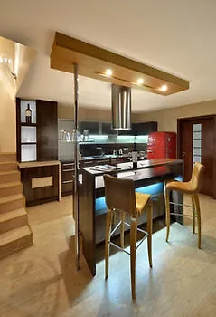 Ambiente Serviced - Castle