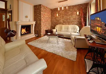 Ambiente Serviced - Castle *