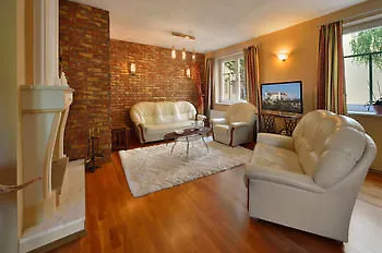 Ambiente Serviced - Castle Apartamento